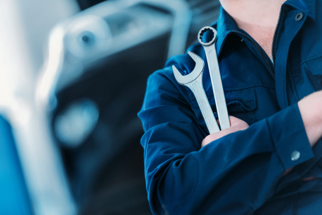 4 Different Car Noises And When You Should Be Concerned 4 different car noises